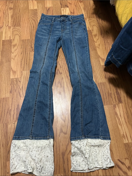 Vanilla Star Denim - Vanilla Star Blue Denim Flare Jeans with Lace Hem